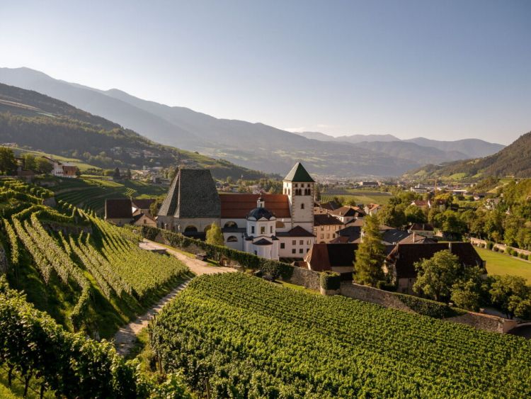 L'Abbazia di Novacella è un simbolo della Val