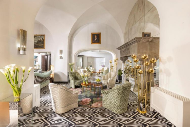 La hall dell'albergo della Manfredi Fines Hotel Collection
