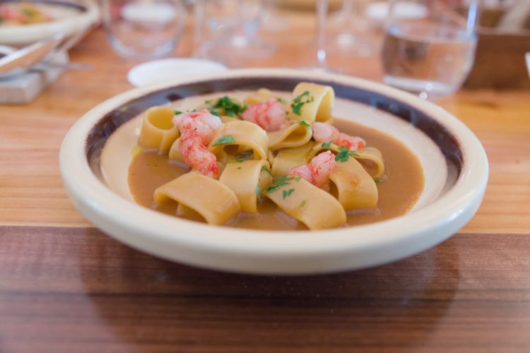 Calamarata, gambero crudo e prezzemolo