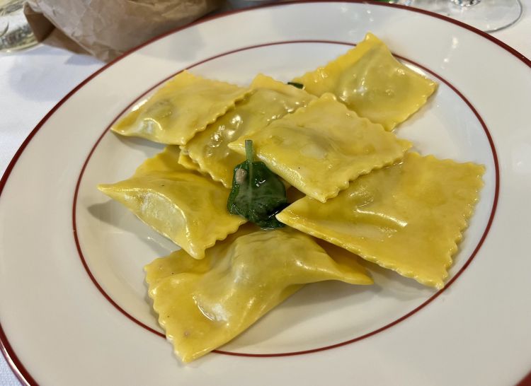 Tortelli ripieni di brasato