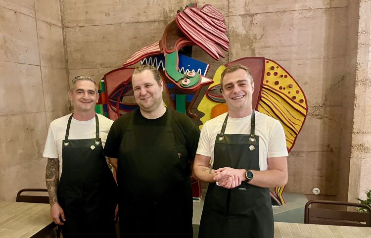 Antonio Kordaso (restaurant manager), Jan Vukasović (chef) e Krešimir Kršić (maître d')