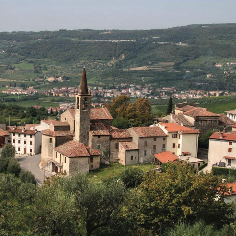 Il borgo di Romagnano
