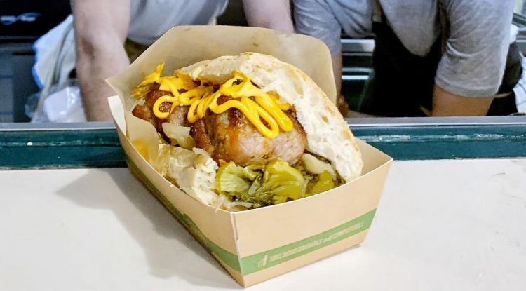Panino con bombette, scarole sott’olio e maionese alla paprika