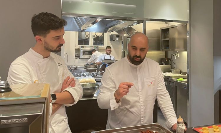 Puleio con il resident chef di Identità Golose Milano, Edoardo Traverso
