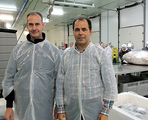 Riccardo Uleri, Longino & Cardenal's ceo, with a guy from Balfegó staff