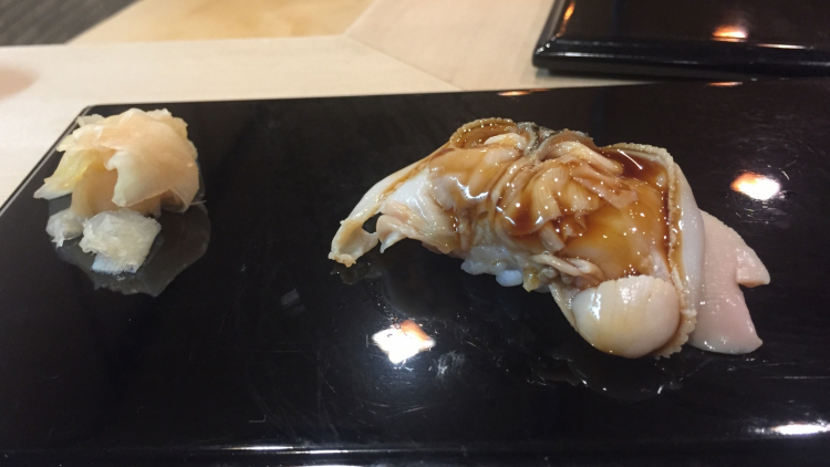 Clam shell (hamaguri)
