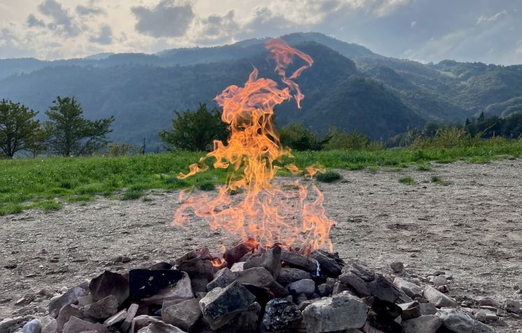 La fiamma eterna del Monte Busca