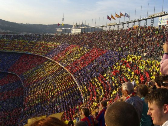 Il Nou Camp, un tempio (foto commons.wikimedia.org)