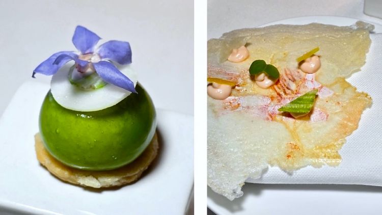 Caesar salad: chips al Parmigiano con mousse di pollo grigliato e nappatura di lattuga e Cocktail di gamberi: chips di gamebreo rosso di Crapolla con salsa rosa