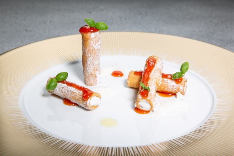 Per dessert, Rigatoni pomodoro e mozzarella