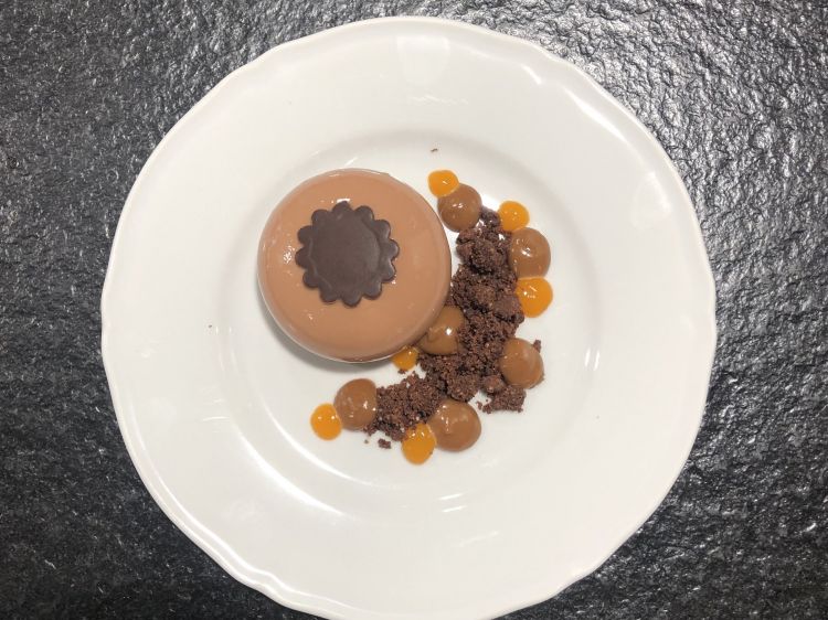 Nocciola, cioccolato bianco e pralinato, Cesare Murzilli
