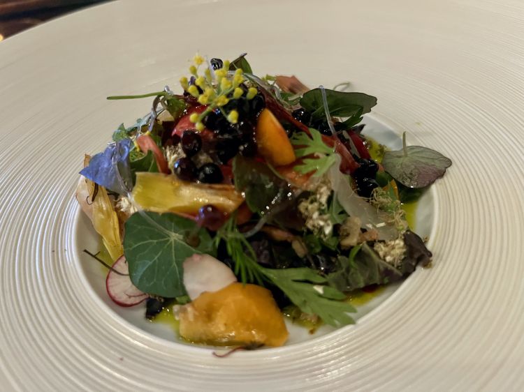 La Garden Salad: 54 ingredienti dall'orto della Rowler Farm di proprietà