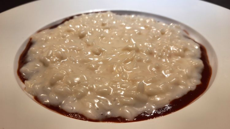 Risotto burro, parmigiano e estratto di coda
