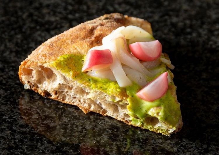 La pizza Rosa d'amare di Petracci