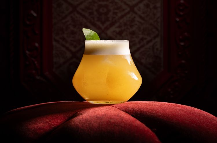 Otto e mezzo, con Casamigos Blanco, Ancho Reyes, Amacappero, Ingham Marsala, arancia, fichi, pompelmo