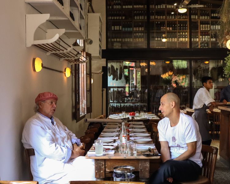 Francis Mallmann, a sinistra, assieme a Pablo Rivero