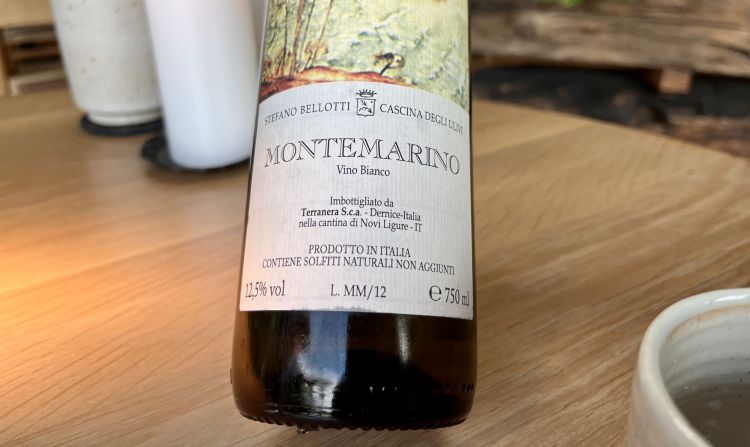 Pairing #3: Montemarino 2012 da uve cortese, Cascina degli Ulivi - Stefano Bellotti, Tassarolo (Alessandria). E' il primo vino italiano che ci viene servito in tanti anni di Noma
