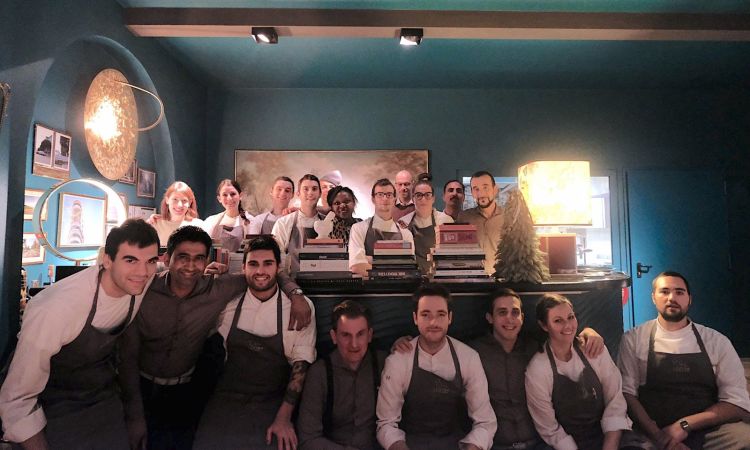 Era il 31 dicembre scorso: foto di fine anno con lo staff