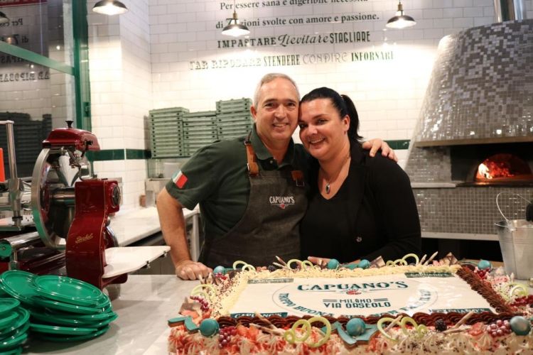 Luigi Capuano e la moglie Alessia Furbatto. Due pu