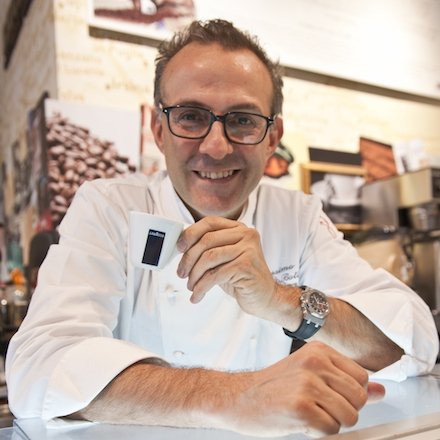 Massimo Bottura e la sua granita a base di caffè Tierra Lavazza a Eataly New York in occasione di Identità New York