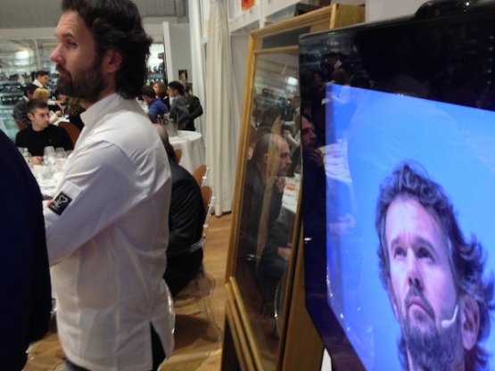 Carlo Cracco doubles: in front of an authentic pai