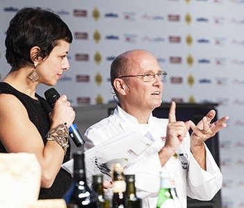 Francesca Barberini and Heinz Beck of La Pergola in Rome, chef of the year according to us at Identità 2014: the intelligence of a centrifuge