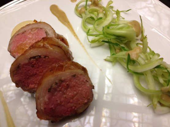 Saddle of lamb, dried broad beans, puntarelle and Cantabrico anchovies: a great dish in this Christmas menu at the Winter Garden. A similar version can be enjoyed also at Piccini’s historic location, Da Caino in Montemerano (photo by Passera)