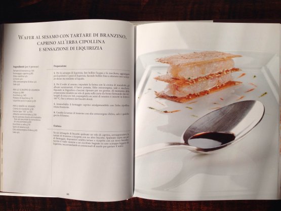 La seconda parte del volume è dedicata al ricettario di Giancarlo Perbellini, con 64 ricette divise in piatti di benvenuto, antipasti, primi, secondi e dessert