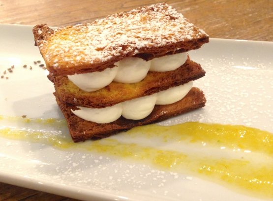 Il pandoro arrivato a casa, tra una cena e l'altra