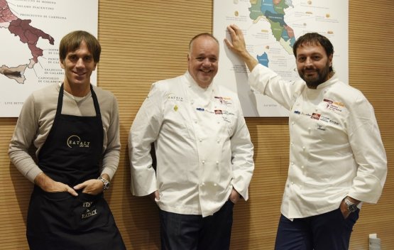 Davide Oldani (left), Tony Mantuano (middle) and Ugo Alciati (right): three chefs for three Michelin stars at Identità Chicago, edition number 1