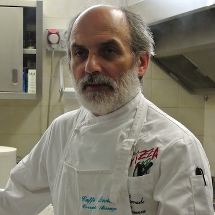 Corrado Assenza, anima del Caffè Sicilia a Noto