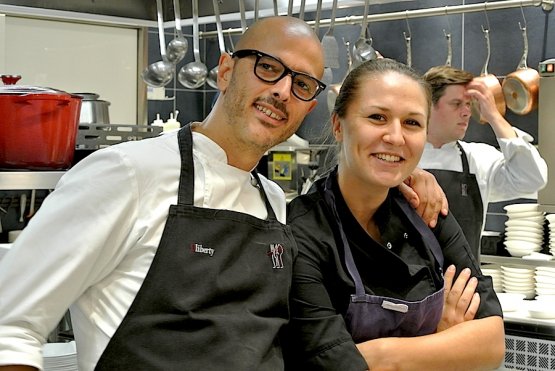 Andrea Provenzani con Marion Roger, cuoca in forza all'Erba Brusca a Milano. Entrambi saranno protagonisti al Cous Cous Fest 2014 a San Vito Lo Capo (Trapani), Andrea gareggerà per l'Italia e Marion per la Francia