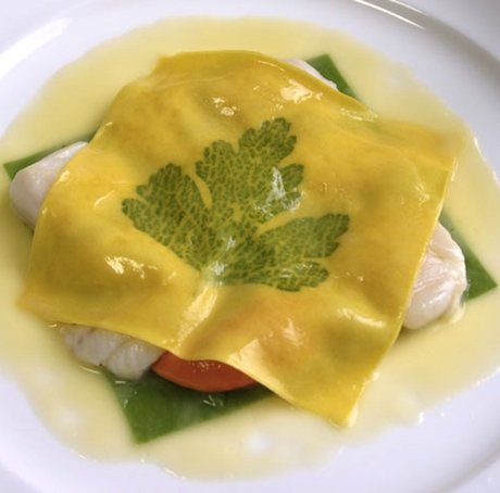 Il Raviolo Aperto, il più famoso piatto di Gualtiero Marchesi