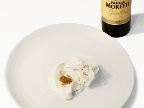 In abbinamento è stata scelta Birra Moretti Grand Cru