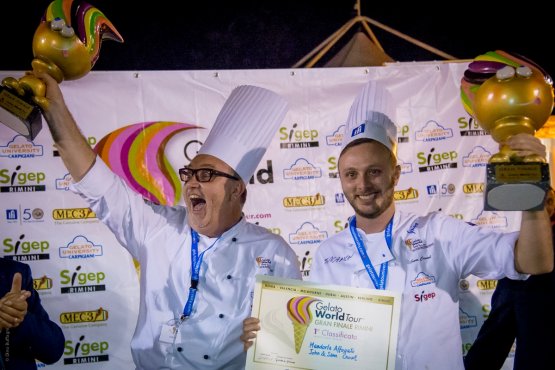 John e Sam Crowl della gelateria Cow & the Moon di Sydney festeggiano la vittoria. Hanno dichiarato: «Anche chi non è italiano ma studia con dedizione e poi lavora con impegno e passione può creare gelati artigianali d’eccellenza. A Sydney i media sono impazziti per la vittoria, il negozio ha avuto code impressionanti e i miei collaboratori hanno dovuto produrre non-stop tutto il giorno il gusto Mandorla Affogato»