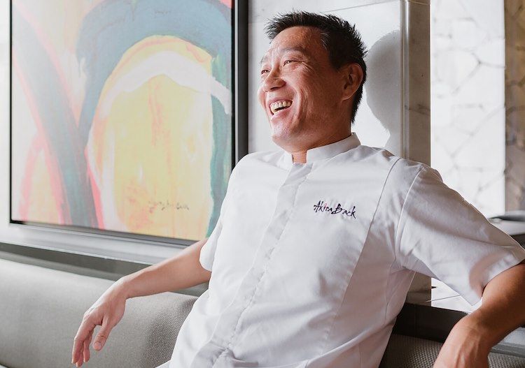 Akira Back, classe 1974, gestisce 28 ristoranti in