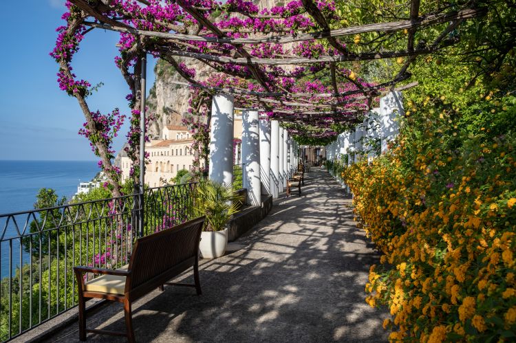 La passeggiata dei monaci