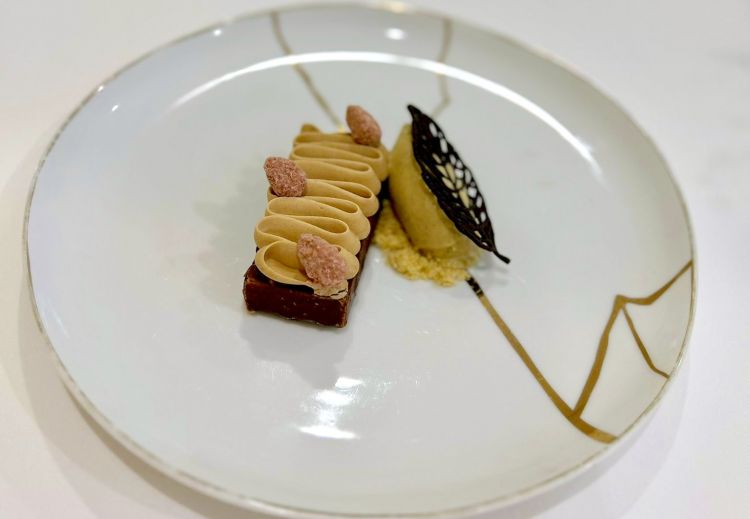 Nocciola, caramello salato e caffè