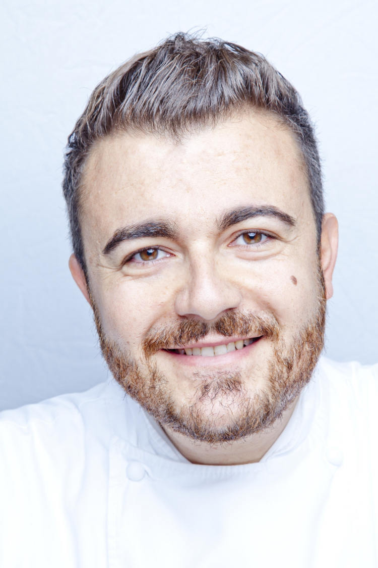 Lo chef Andrea Larossa, dell'omonimo ristorante
