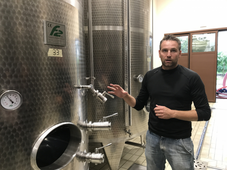 Andrea Miotto racconta la produzione della sua cantina
