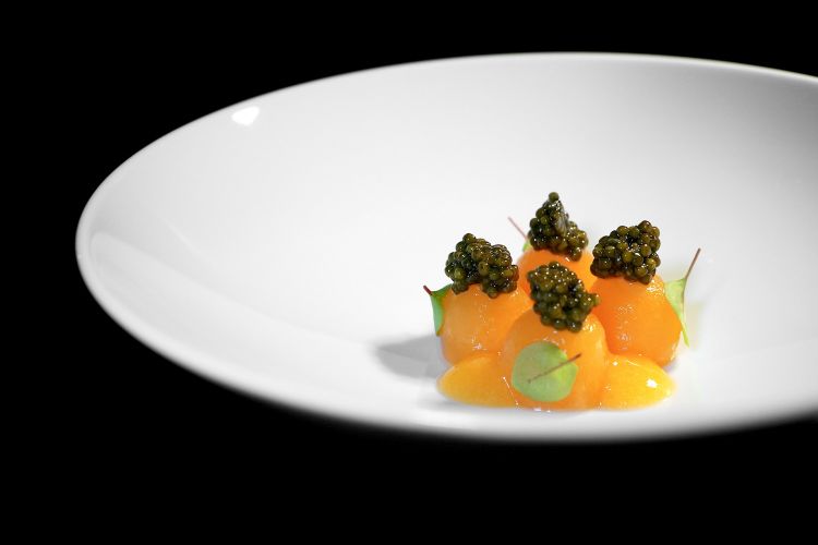 Melone cantalupo, kalamansi, caviale
