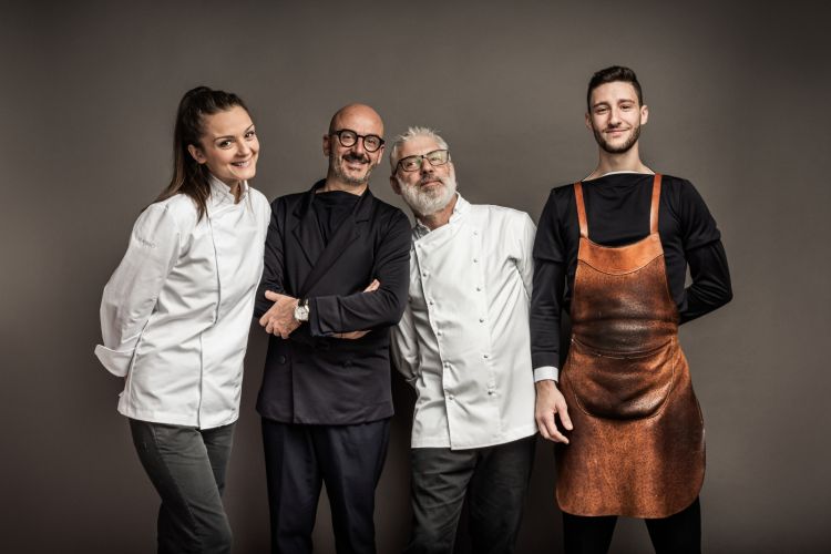 Lo staff de La Montecchia. Da sinistra Annamaria Radicci (sous chef), Mauro Meneghetti (restaurant manager), Simone Camellini (chef) e Manuel Marconato (sommelier)
