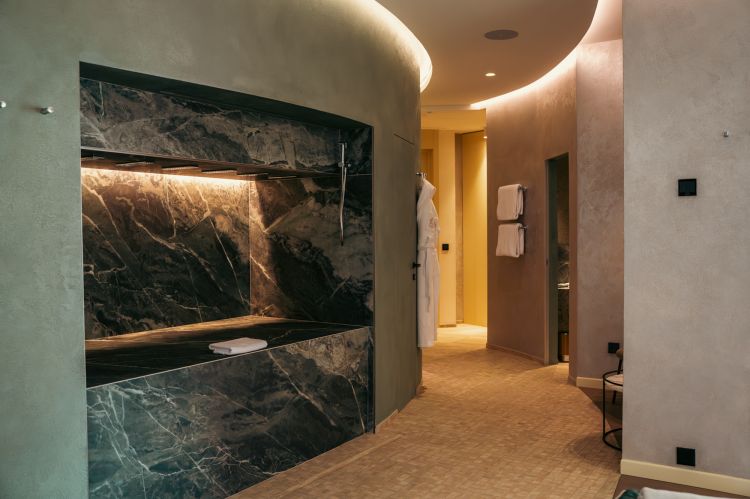 Terra, Aria, Fuoco, Acqua: si ispirano ai quattro elementi le Private Spa Suite, ideate, disegnate e realizzate dal prestigioso gruppo Hofer