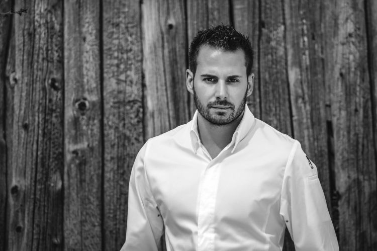 Lo chef Andrea Tortora
