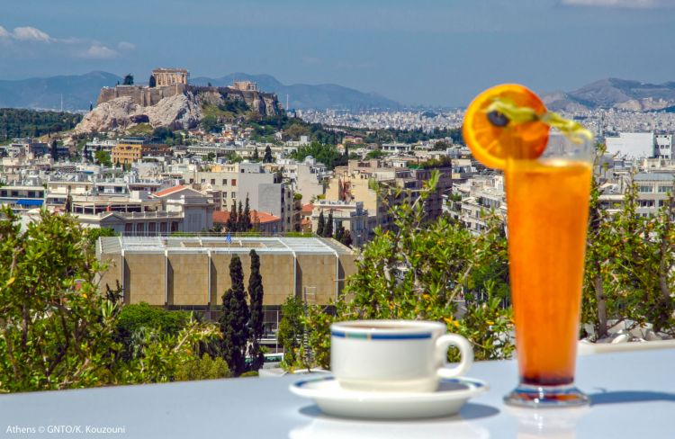 Caffé con vista sull'Acropoli