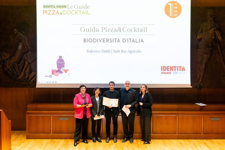 BIODIVERSITÀ D’ITALIA Cocktail
Federico Diddi - Sal8 Bar Agricolo a Poggio ai Santi, San Vincenzo (Livorno)