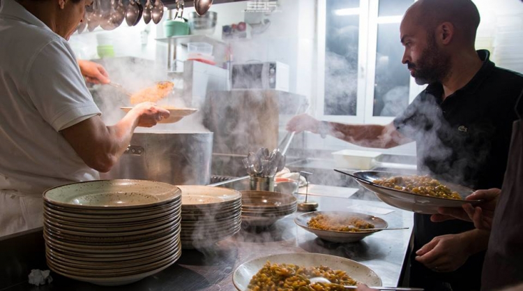 Augusto Beba Andreani nella cucina di Bottega14
