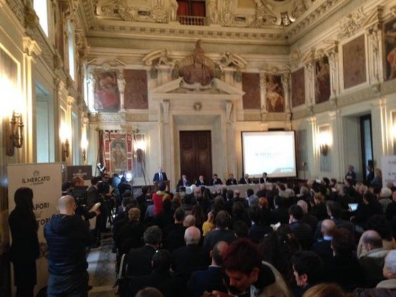 Sala Alessi gremita questa mattina per la presenta