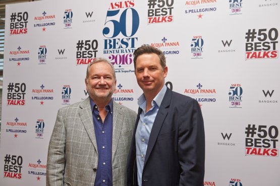 Clément Vachon, direttore Comunicazione e International Relations di Sanpellegrino, con William Drew, direttore di Restaurant, la rivista inglese che ha creato i 50 Best
