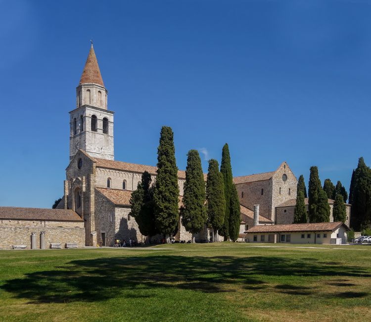 La basilica patriarcale di Santa Maria Assunta ad Aquileia, con gli splendidi mosaici